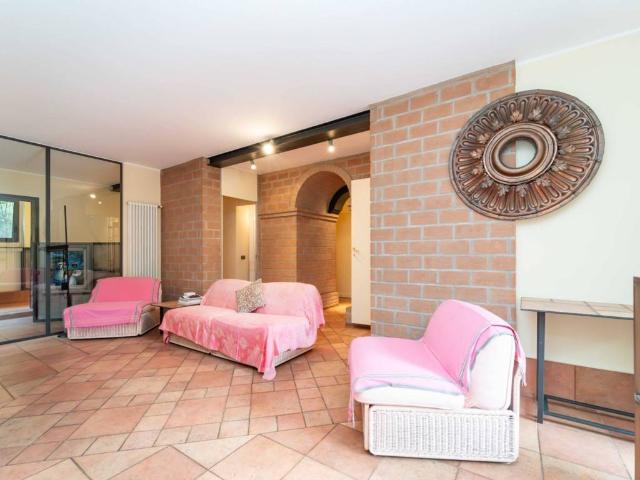 Villa in vendita a Cernusco sul Naviglio MI
