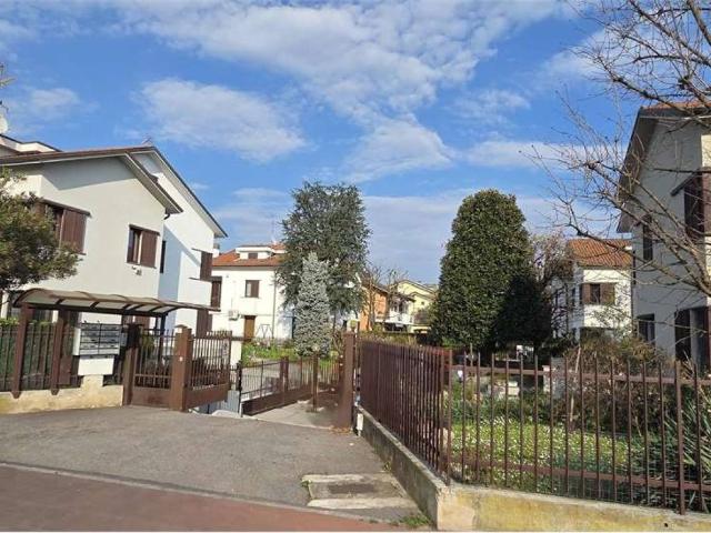 Villa in vendita a Cernusco sul Naviglio MI