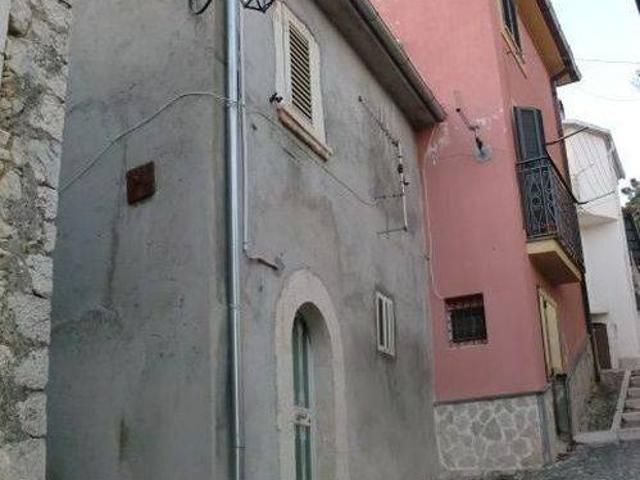 Villa in vendita a Cerro al Volturno IS