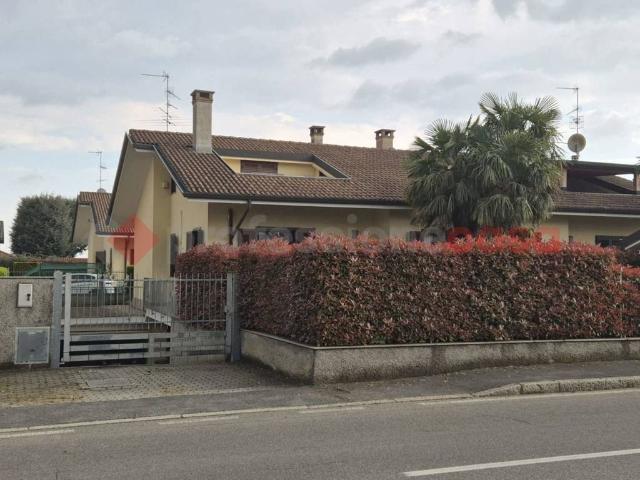 Villa in vendita a Cerro Maggiore MI