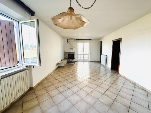 Villa in vendita a Cerro Maggiore MI
