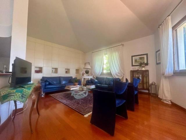Villa in vendita a Cerreto Guidi FI