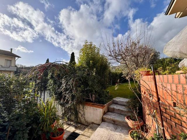 Villa in vendita a Cerreto Guidi FI