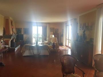 Villa in vendita a Cerreto Guidi FI