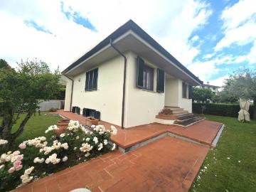Villa in vendita a Cerreto Guidi FI