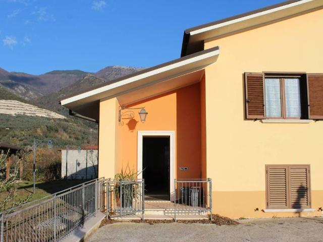 Villa in vendita a Cervaro FR