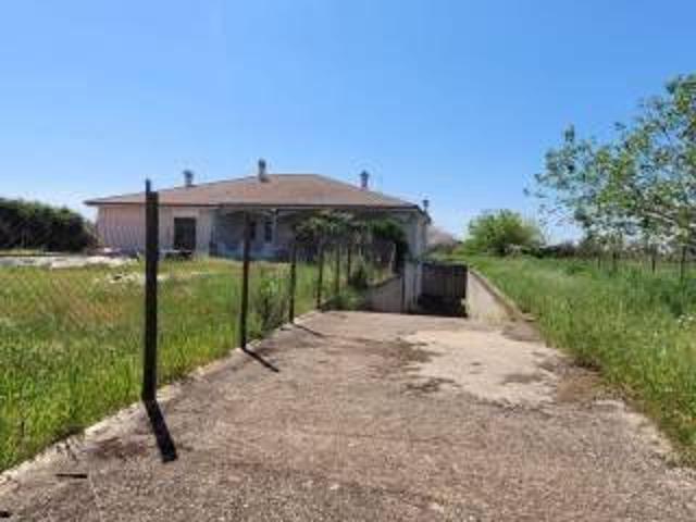 Villa in vendita a Cerveteri RM