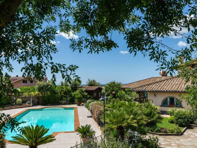 Villa in vendita a Cerveteri RM