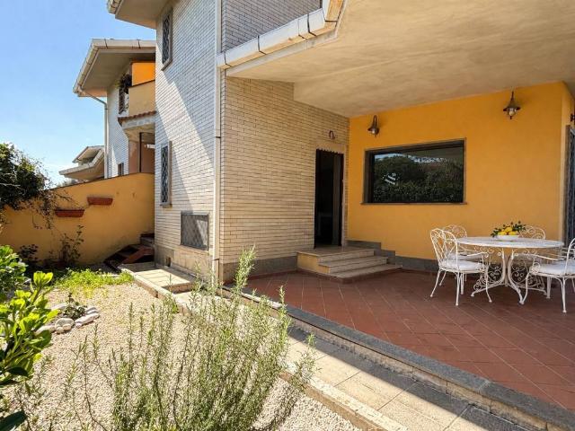 Villa in vendita a Cerveteri RM