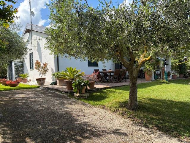 Villa in vendita a Cerveteri RM
