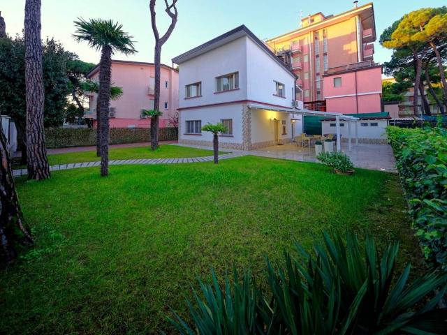 Villa in vendita a Cervia RA