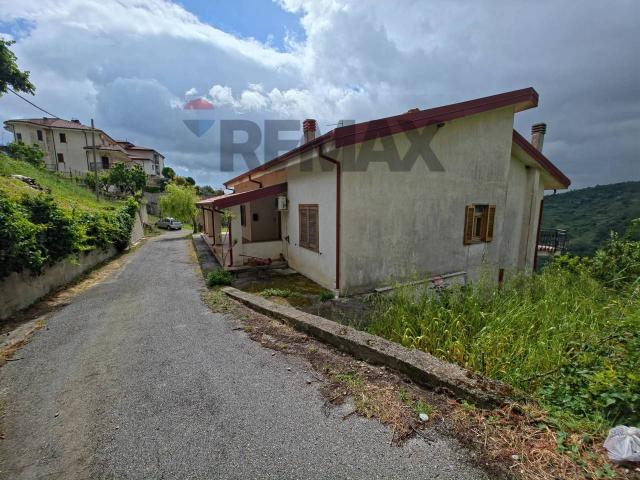Villa in vendita a Cervicati