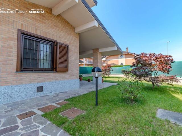 Villa in vendita a Cervignano d'Adda LO