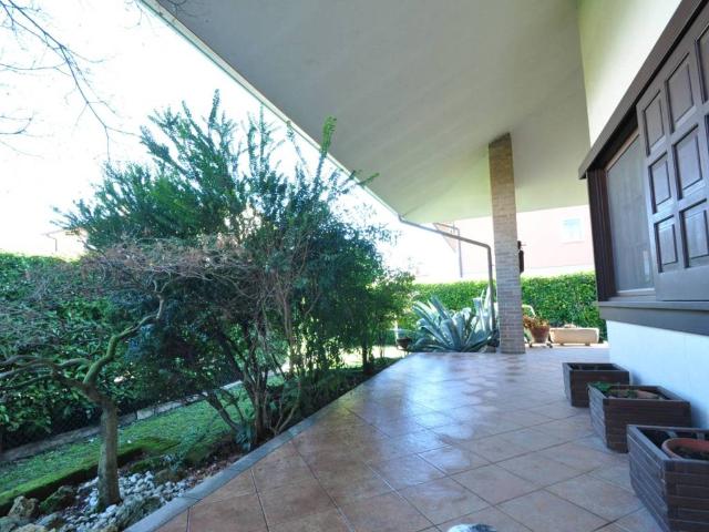 Villa in vendita a Cervignano del Friuli UD