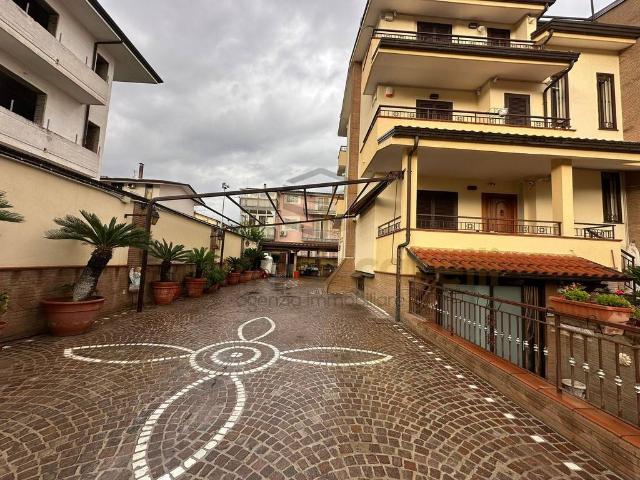 Villa in vendita a Cesa CE