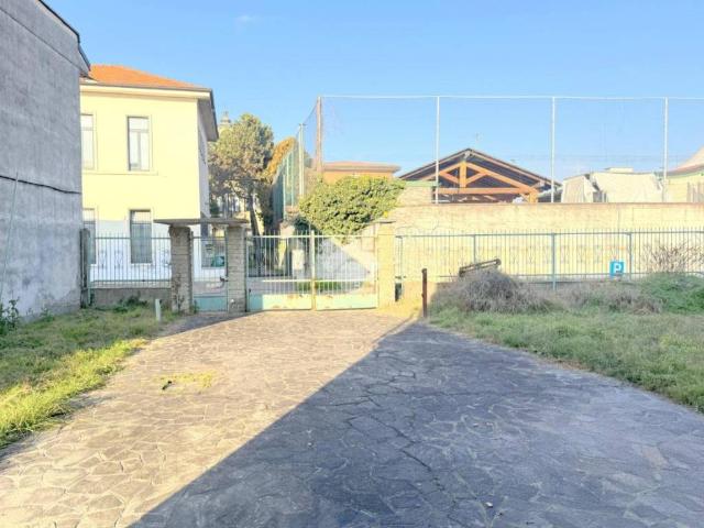Villa in vendita a Cesate MI