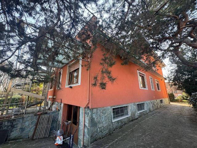Villa in vendita a Cesate MI