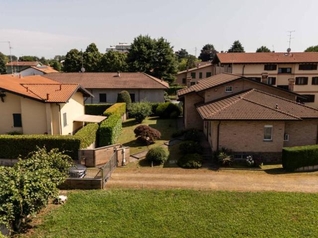 Villa in vendita a Cesate MI