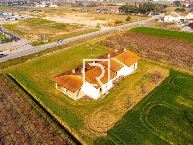 Villa in vendita a Cesena FC