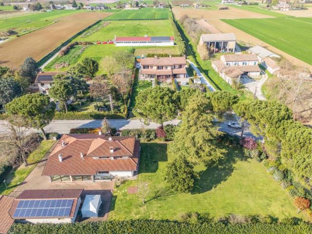 Villa in vendita a Cesena FC