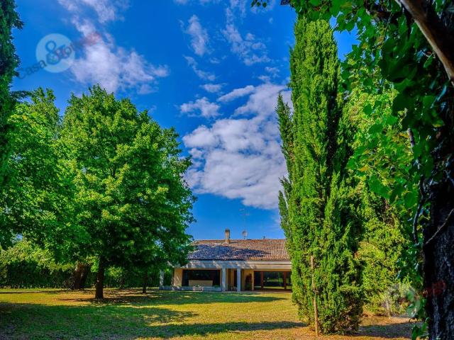 Villa in vendita a Cesena FC