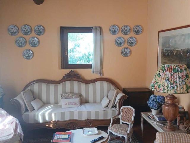 Villa in vendita a Cesena