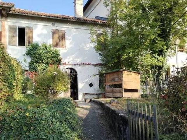 Villa in vendita a Cesiomaggiore BL