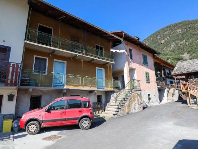 Villa in vendita a Champdepraz AO