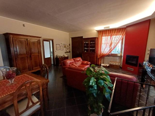 Villa in vendita a Cherasco CN