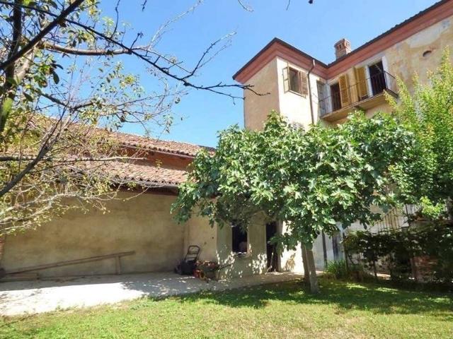 Villa in vendita a Cherasco CN