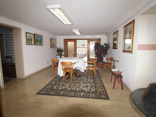 Villa in vendita a Chiampo VI