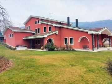Villa in vendita a Chiampo VI