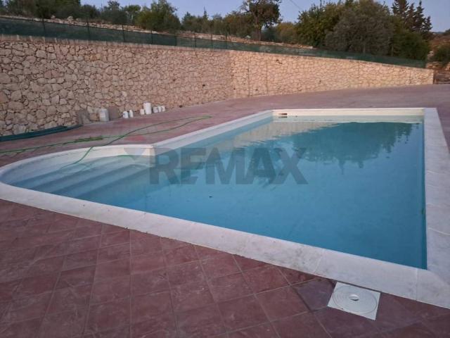 Villa in vendita a Chiaramonte Gulfi RG