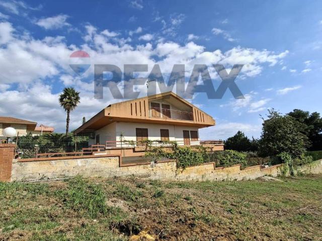 Villa in vendita a Chiaramonte Gulfi RG