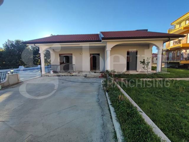 Villa in affitto a Chiaravalle Centrale CZ