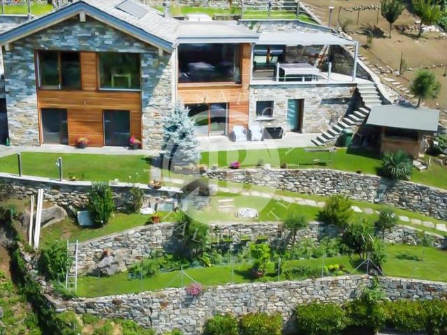 Villa in vendita a Chiavenna SO