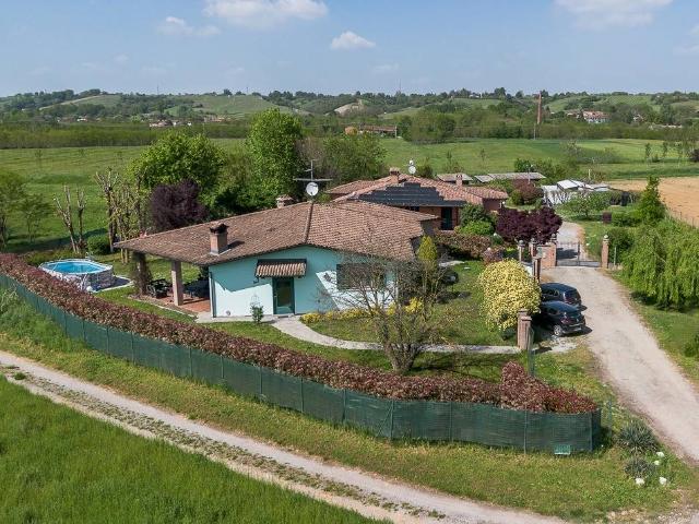 Villa in vendita a Chignolo Po PV