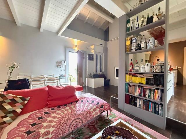 Villa in vendita a Chignolo Po PV
