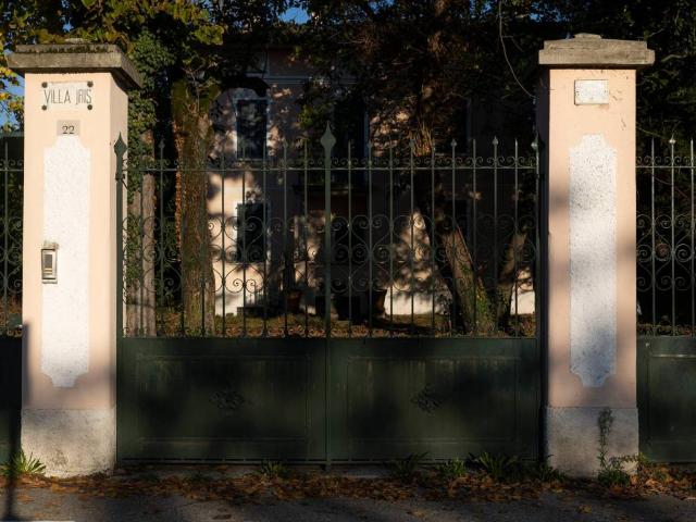 Villa in vendita a Chignolo Po PV