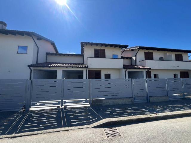 Villa in vendita a Chignolo Po PV