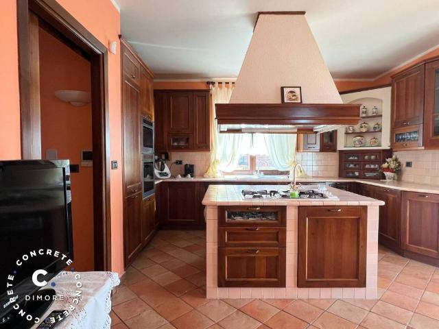 Villa in vendita a Chieri TO