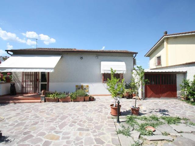 Villa in vendita a Chiesina Uzzanese PT