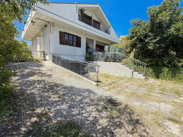 Villa in vendita a Chieti CH