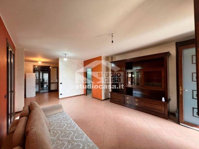Villa in vendita a Chieve CR