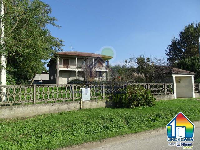 Villa in vendita a Chieve CR