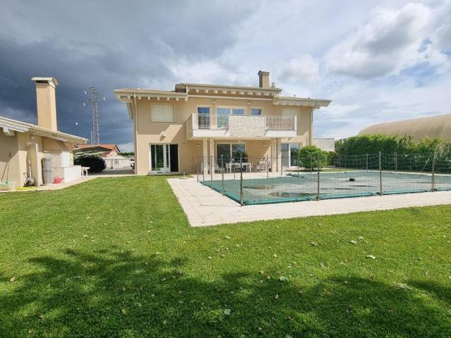 Villa in vendita a Chioggia VE