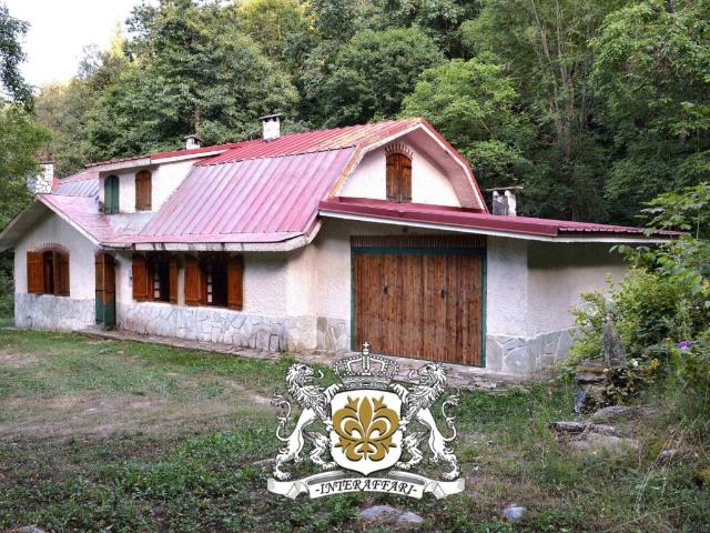 Villa in vendita a Chiusa di Pesio CN