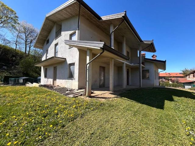 Villa in vendita a Chiusa di Pesio CN
