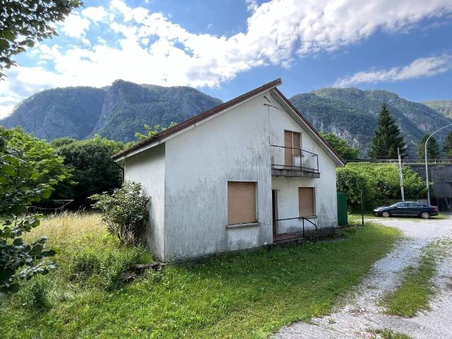 Villa in vendita a Chiusaforte UD