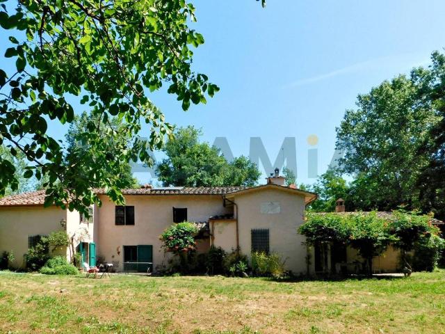 Villa in vendita a Chiusdino SI